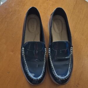 Sperry Women's Seaport Penny Navy Patent Leather Loafers. Size 9. VGUC
